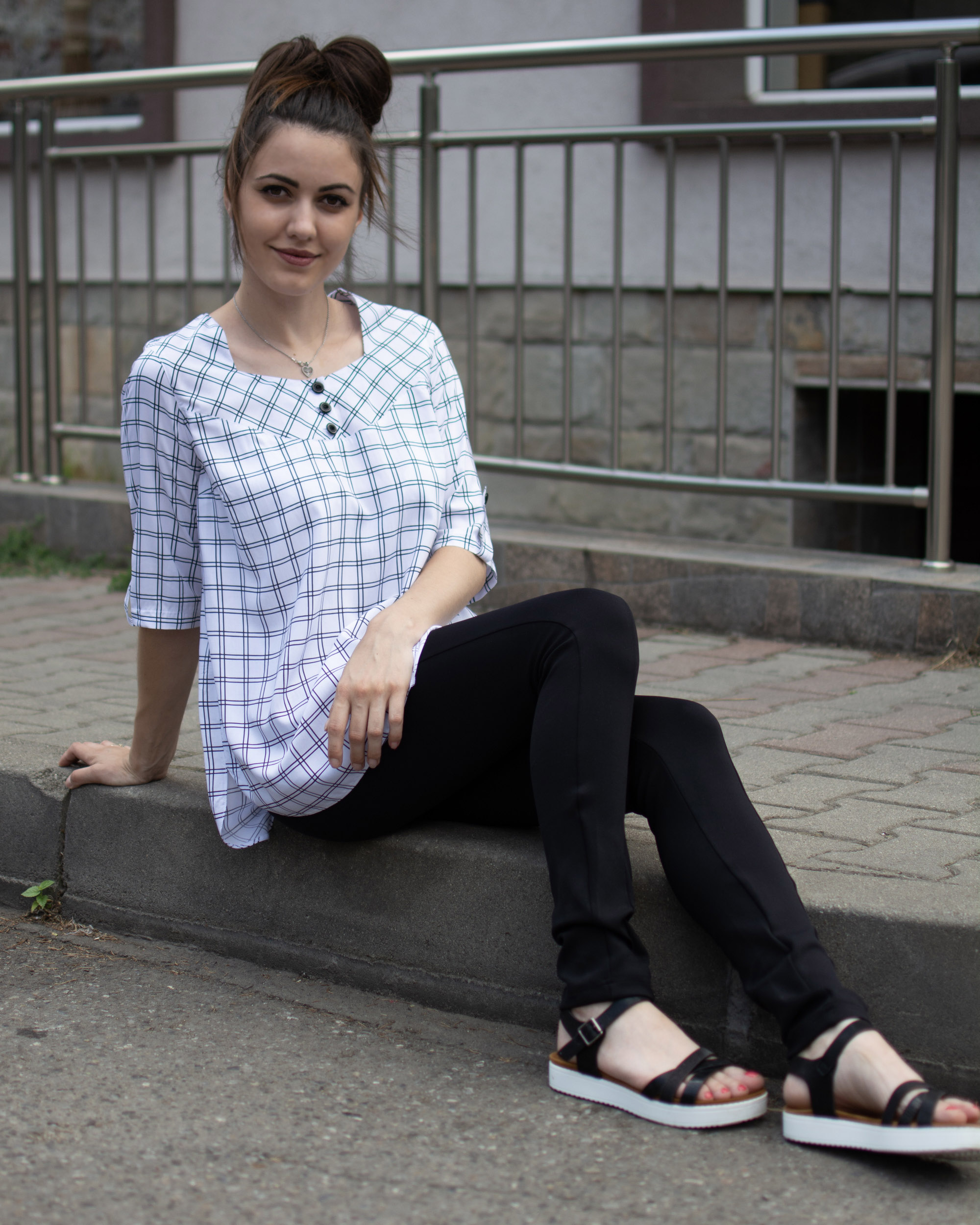 ТУНИКА КАРЕ В БЯЛО