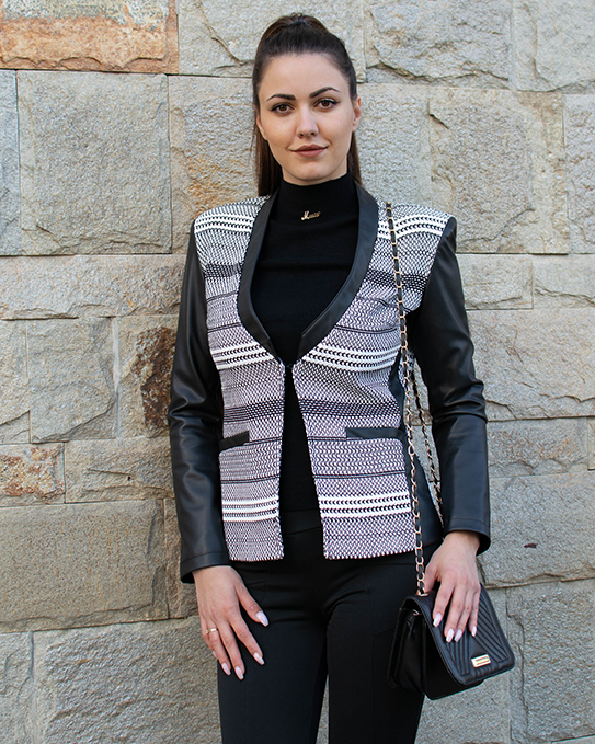 DSC_7567 Дамско сако с кожени ръкави