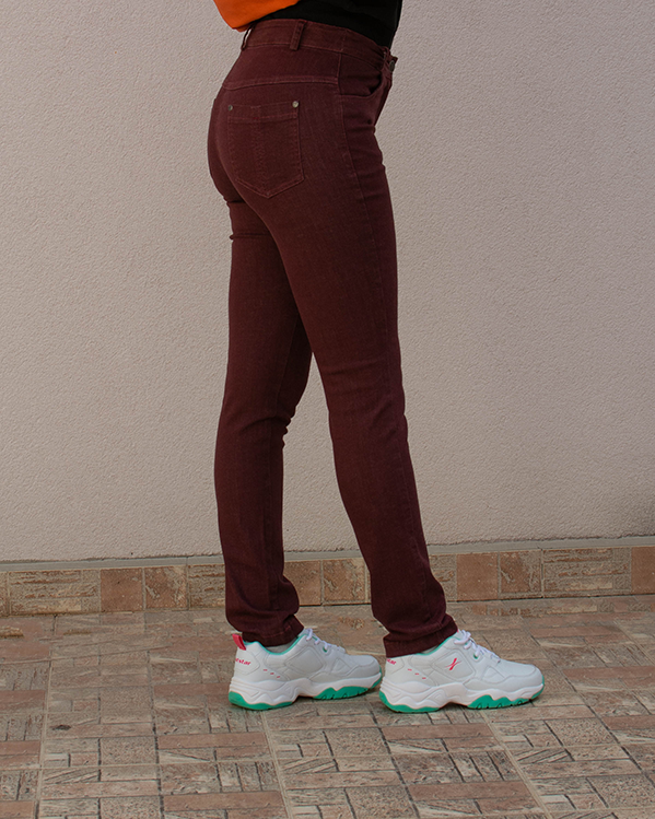 ДАМСКИ ПАНТАЛОН В ЦВЯТ БОРДО