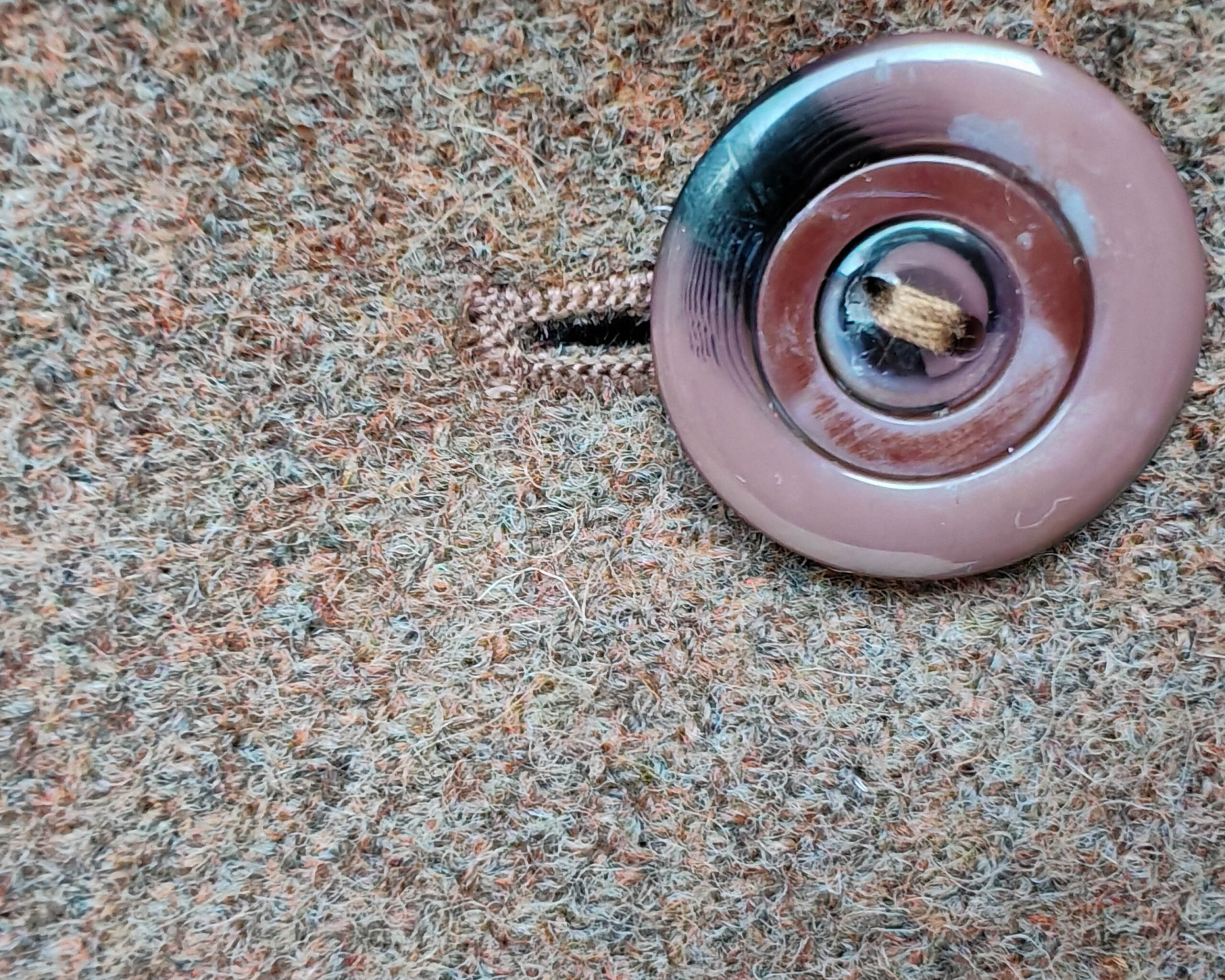 ЕЛЕГАНТНО ДАМСКО ПАЛТО ЕЛЕГАНТНО ДАМСКО ПАЛТО