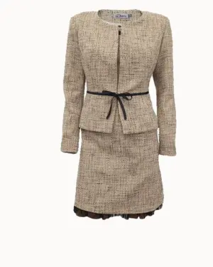 ЕЛЕГАНТНА РОКЛЯ С ПАНДЕЛКА