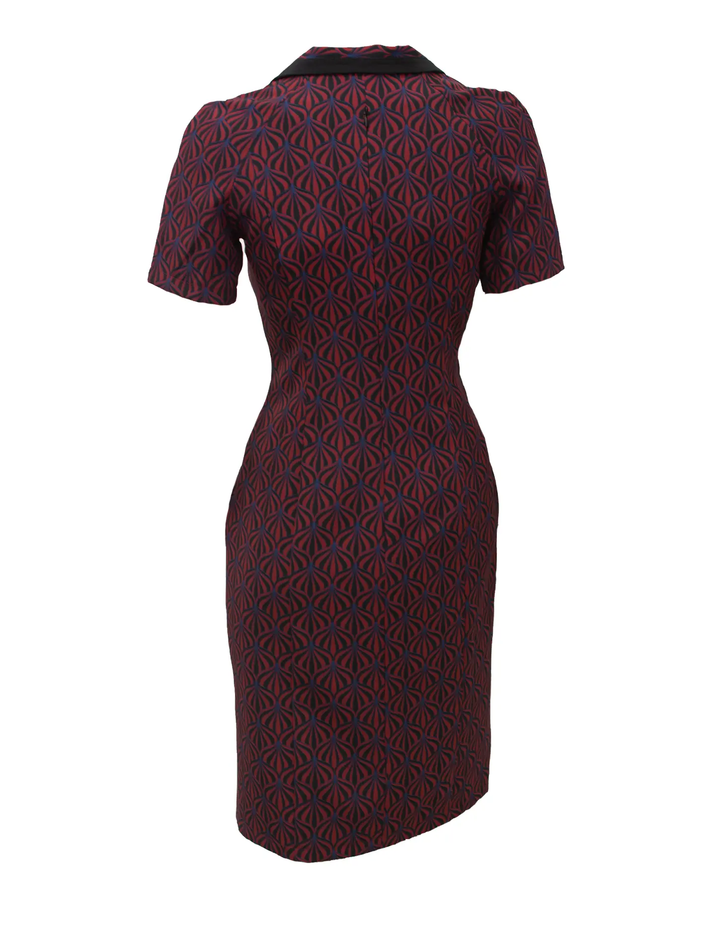 ЕЛЕГАНТНА РОКЛЯ С ГЕОМЕТРИЧЕН ПРИНТ ЕЛЕГАНТНА РОКЛЯ С ГЕОМЕТРИЧЕН ПРИНТ