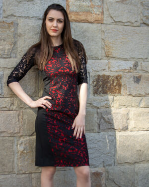 ЧЕРВЕНА РОКЛЯ С ДАНТЕЛА