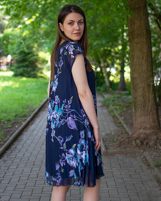 ДАМСКА РОКЛЯ ПЛИСЕ ЛИЛАВИ ЦВЕТЯ ДАМСКА РОКЛЯ ПЛИСЕ ЛИЛАВИ ЦВЕТЯ