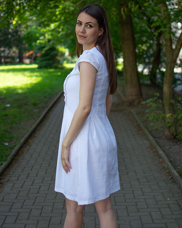 ДАМСКА ЛЕНЕНА РОКЛЯ В БЯЛО ДАМСКА ЛЕНЕНА РОКЛЯ В БЯЛО