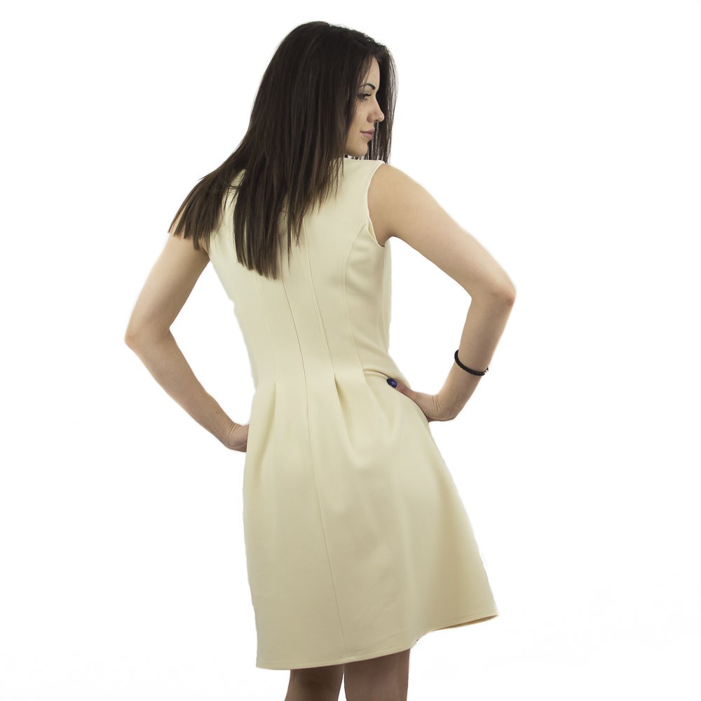 РАЗКРОЕНА РОКЛЯ НА ПЛОХИ РАЗКРОЕНА РОКЛЯ НА ПЛОХИ